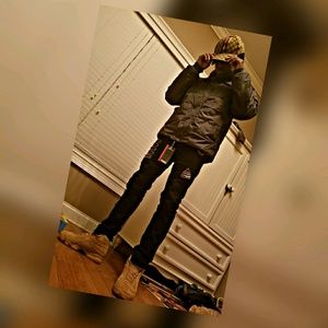 Meet your Posher, Darrius